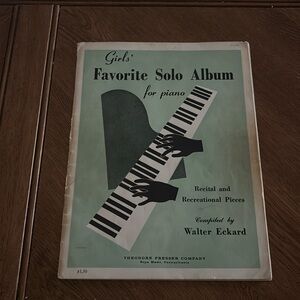 Vintage, Girls’ Favorite Solo Album for Piano. Recital and Recreational pieces.